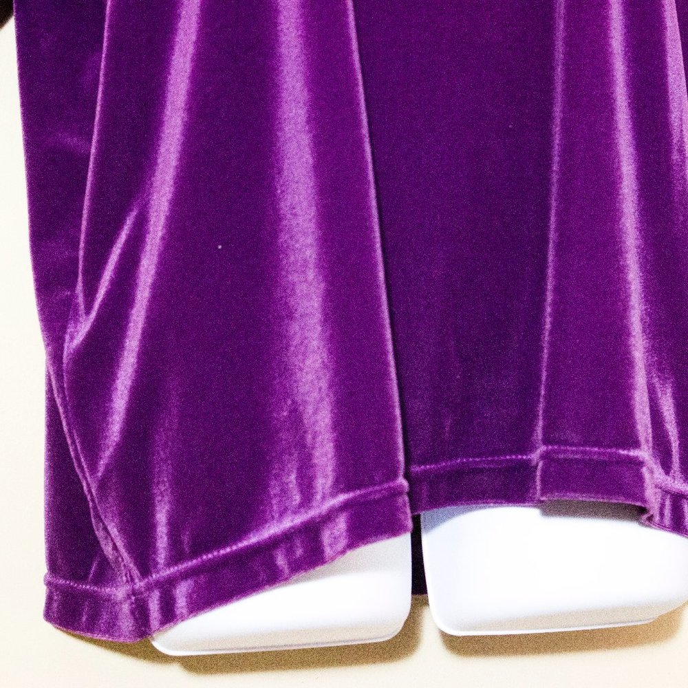 Sold. Purple Velvet Top Vintage 80s 90s short sleeve - Picture 3 of 9